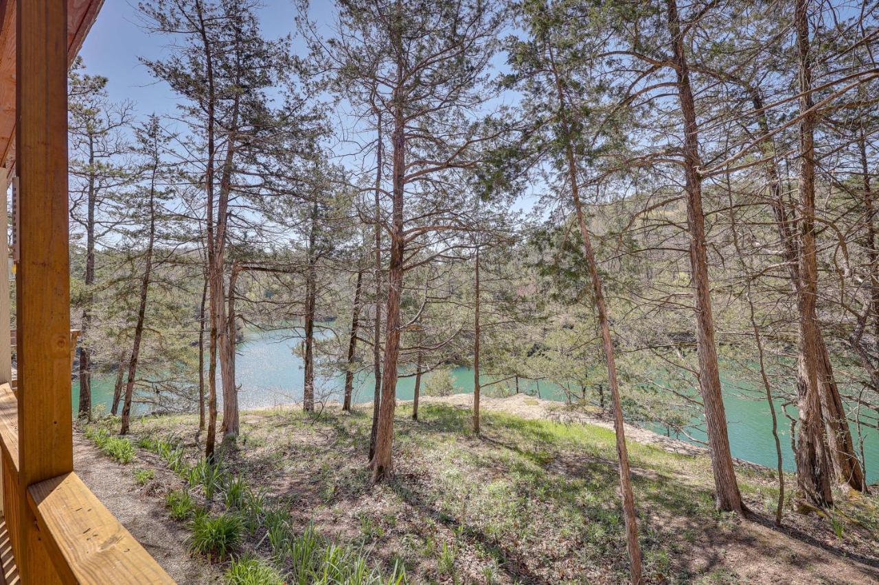 Cliffside Eureka Springs Cabin With Beaver Lake View Dış mekan fotoğraf